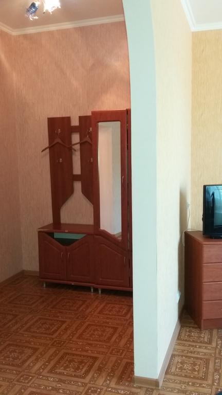 Kremin Hotel Kremenetsʼ Стая снимка