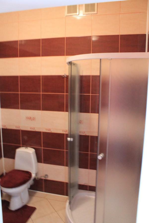 Kremin Hotel Kremenetsʼ Екстериор снимка